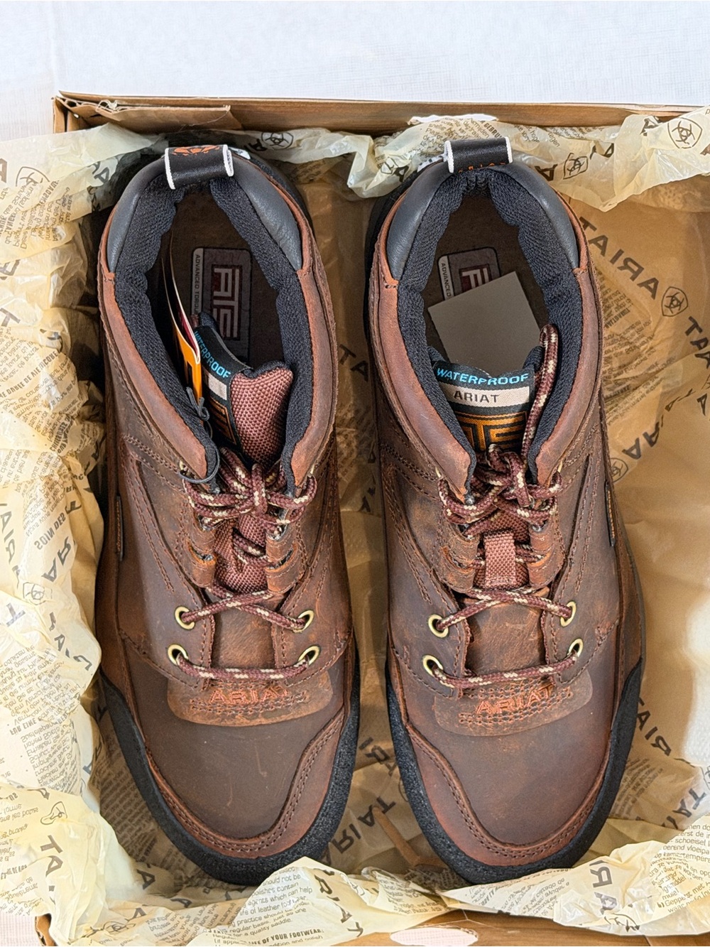 NIB Ariat Women's Terrain H2O Waterproof Boots - Brown/Copper 8.5 C Wide